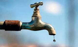 बर्षौ देखि खानेपानीको समस्या झेल्दै पर्वत नाग्लिवाङका स्थानीय 