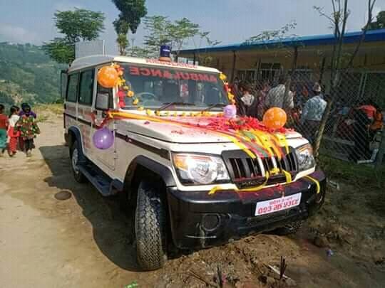 किराञ्चोक स्वास्थ्य चौकीलाई गजुरी गाउँपालिकाद्धार एम्बुलेन्स हस्तान्तरण