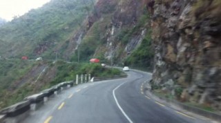 मुग्लिन–पोखरा सडक स्तरोन्नतीको लागि एडिबि र नेपाल सरकार बिच २२ अर्ब ३५ करोडको सम्झौता