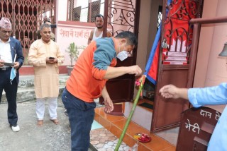 फुलपातीको दिन देवघाट गाउँपालिकामा झण्डा पुजा गरि मनाईयो