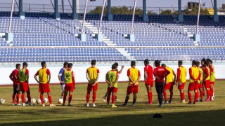 नेपाली राष्ट्रिय फुटबल टोलीका चार खेलाडीलाई कोभिड–१९ संक्रमण