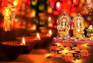 आज यमपञ्चकको तेस्रो दिनः घरघरमा लक्ष्मीको पूजा आराधना गरि मनाईदै