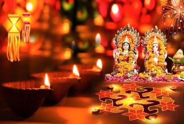 आज यमपञ्चकको तेस्रो दिनः घरघरमा लक्ष्मीको पूजा आराधना गरि मनाईदै