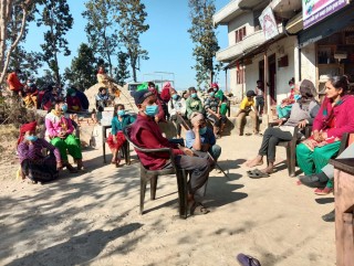 बेनिघाट रोराङ गाउँपालिकाको खोरभञ्ज्याङ्गमा अपाङ्गता भएका व्यक्तिलाई परिचय पत्र वितरण