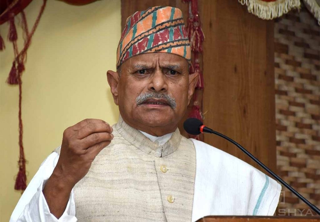 प्रतिनिधिसभा विघटनले देश अनिश्चित बाटोमाः पूर्वराष्ट्रपति यादव 