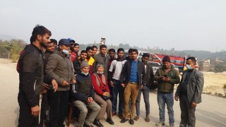 जसपाका संघिय परिषद्का अध्यक्ष बाबुराम भट्टराईले तनहुँमा कांग्रेस र नेकपाका कार्यकर्तालाई भेटे