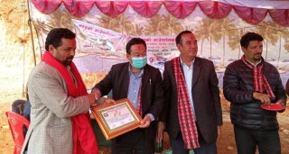 गोरखा गण्डकी गाउँपालिका ७ र ८ वडाले ग¥यो जनयुद्धका शहिद, वेपत्ता परिवार र घाईतेलाई सम्मान