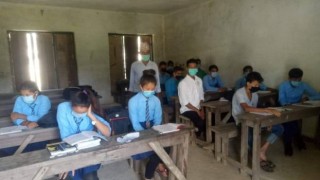 अछामका विद्यालयहरुमा समयमा पाठ्यक्रम नसकिने चिन्ता 