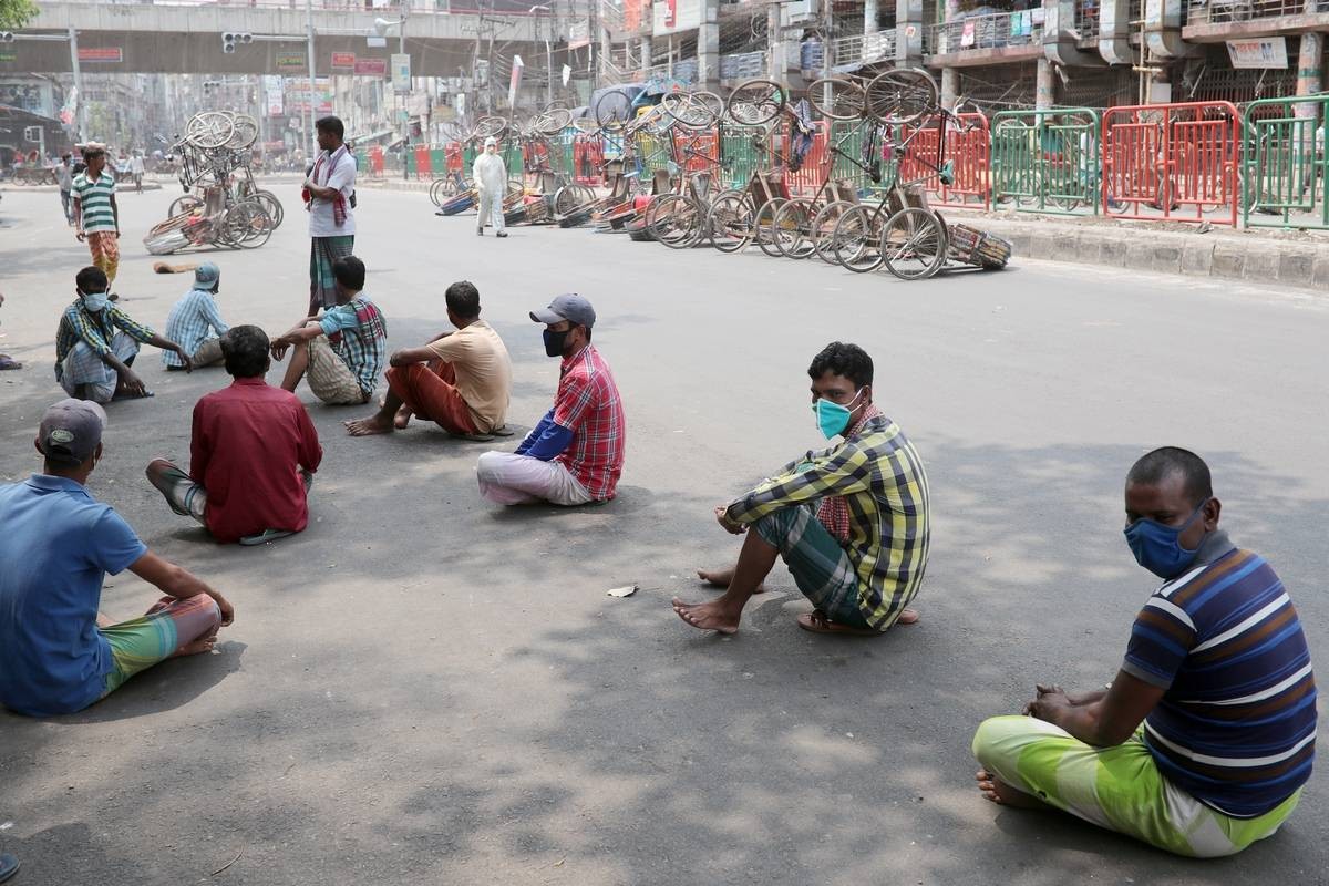 निषेधाज्ञा जारी गरिएका स्थानमा विपन्न वर्गलाई छाक टार्ने पिरलो 