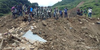 ताप्लेजुङमा पहिरोले पुरिएर सासुबुहारीको मृत्यु
