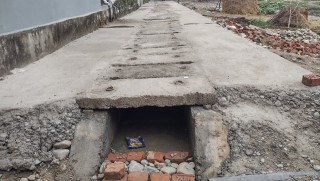 सर्लाहीको लालबन्दीमा विकाशे बेथितिः  २ वर्ष अघि १० लाख खर्चेर बनाएको ढल पुरेर १४ लाख खर्चमा अर्को ढल निर्माण 