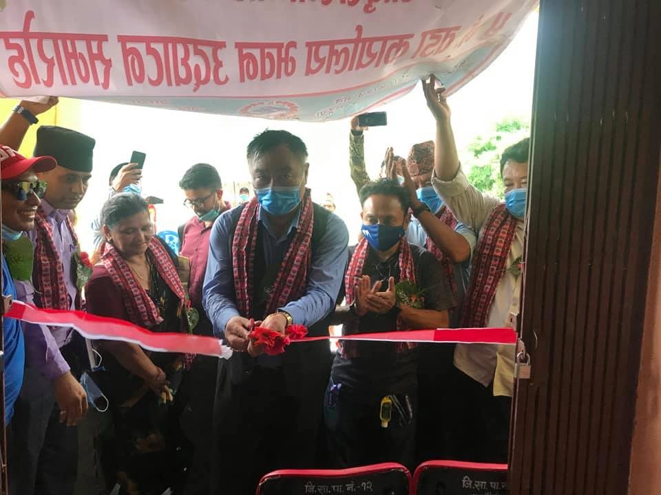 आँबुखैरेनी ५ नं. वडाको वडाकार्यालयः निर्माण सम्पन्न भएको झण्डै डेढ वर्षपछि बल्ल संचालनमा 