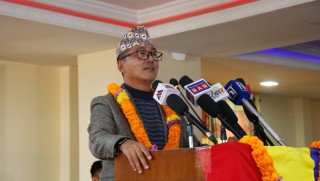 दलहरूले लोकतन्त्रको नामा लुटतन्त्र मच्चाए : अध्यक्ष लिङ्देन