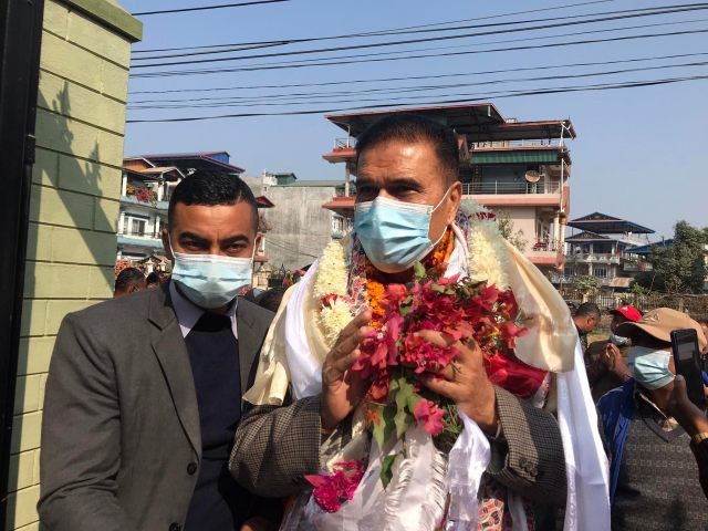 राप्रपाका नवनिर्वाचित वरिष्ठ उपाध्यक्ष विक्रम पाण्डेलाई गृह जिल्ला चितवनमा भव्य स्वागत