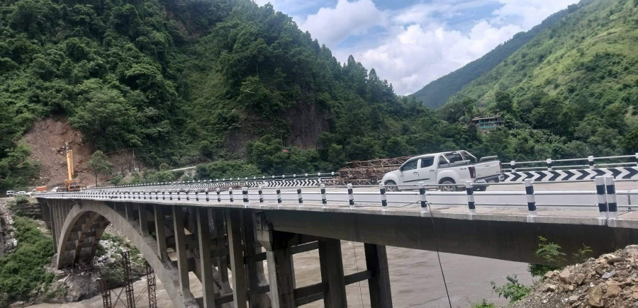 गण्डकी प्रदेशको प्रवेशविन्दु आँबुखैरेनीमा कडाइ