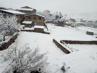 जुम्लामा तेस्राे पटक हिमपात, जनजीवन कष्टकर (फाेटाे फिचरसहित)