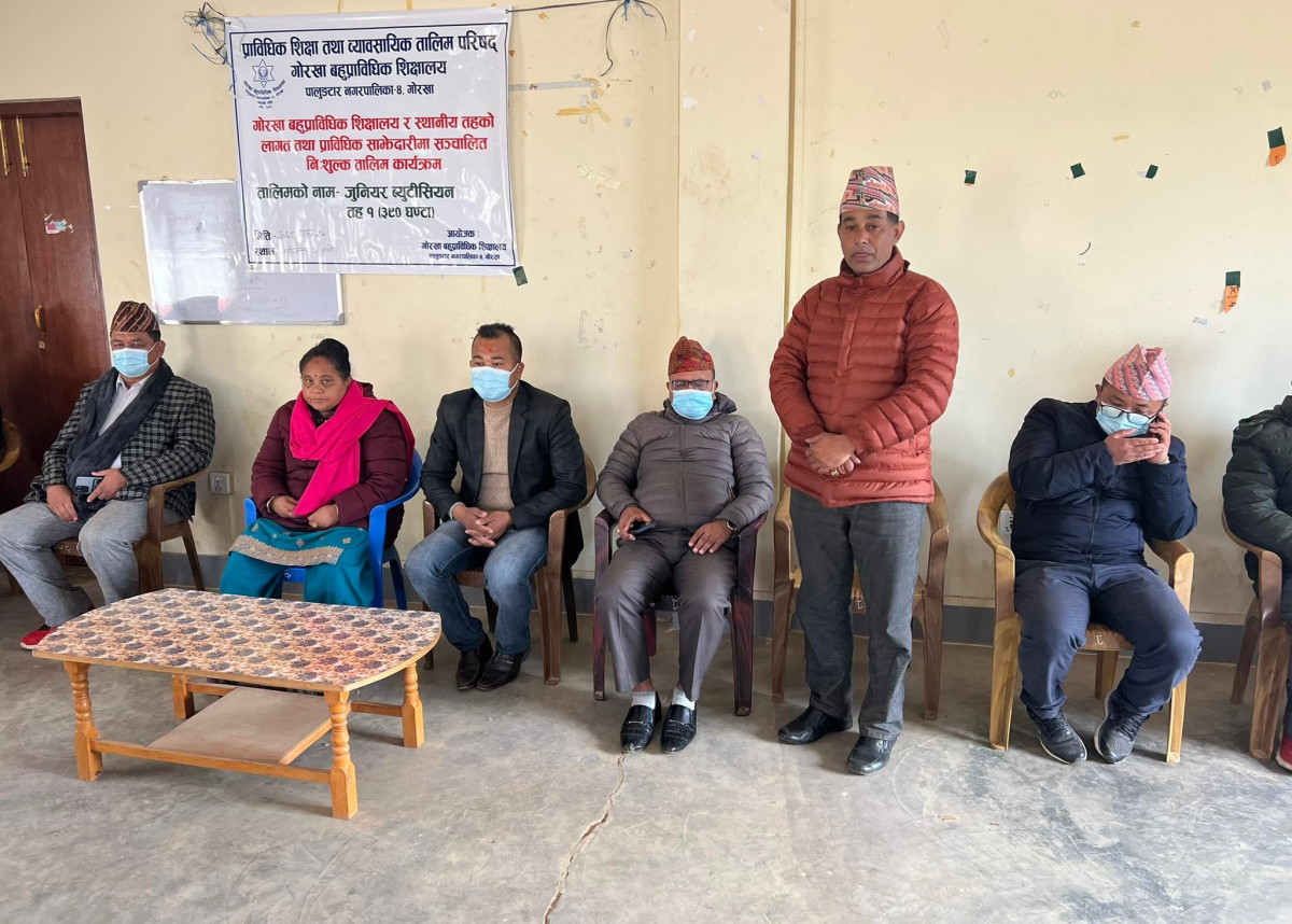 शहिदलखनको बुङकोटमा जुनियर व्युटीसियन तालिम सुरु