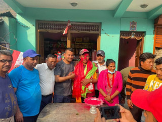 धादिङको बेनिघाट रोराङमा माओवादी केन्द्रबाट निर्वाचित वडासदस्य काँग्रेसमा प्रवेश