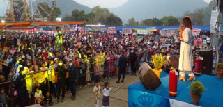 कलाकारहरूलाई मेलामहोत्सवमा भ्याइनभ्याइ