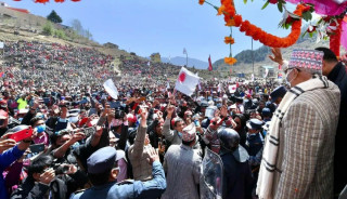 नेकपा एमालेमा जनताको आकर्षणले गठबन्धनलाई छटपटी भइरहेको छ : केपी ओली