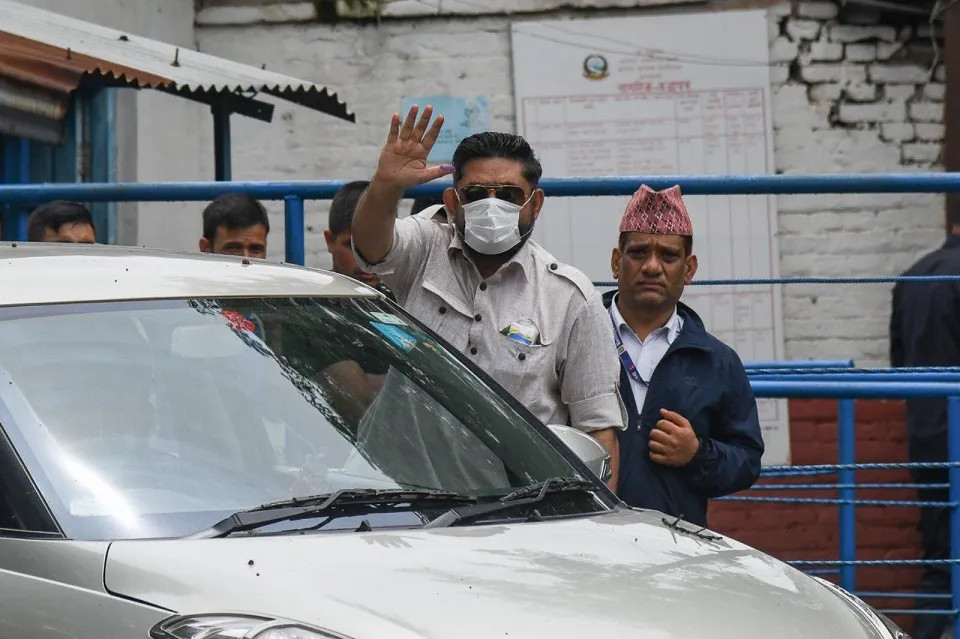 सर्वोच्चको फैसला लगत्तै बानेश्वरबाट पक्राउ परे पूर्वडिआइजी रञ्जन कोइराला