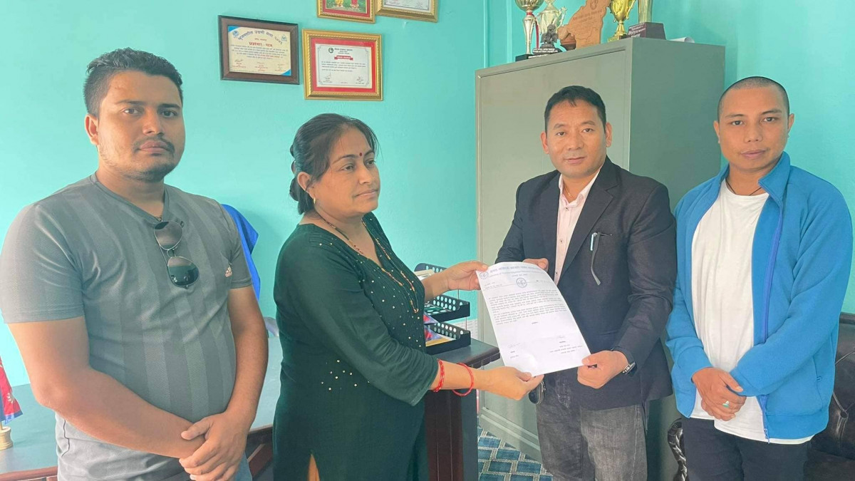 श्रेष्ठलाई पत्रकार महासघको सस्थापक अध्यक्ष कायम गर : फोनिज बागमती
