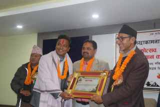 गोरखाका पत्रकार भिमलाल श्रेष्ठ इच्छाकामना न्युज सम्मानबाट सम्मानित
