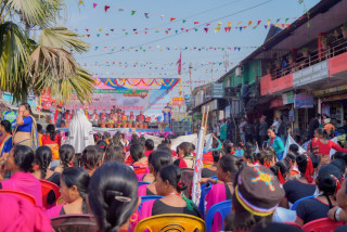 सौराहा प्रेमिल जोडीका लागि उत्कृष्ट गन्तव्य