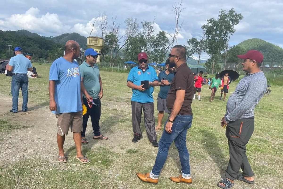 तनहुँका युवामा क्रिकेट मोह बढेपछि खेलमैदान खोजिँदै