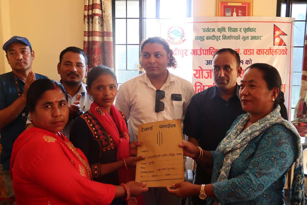 बन्दीपुर गाउँपालिकाको वडा नं १ मा पनि सुरु भयो योजनाको सम्झौता