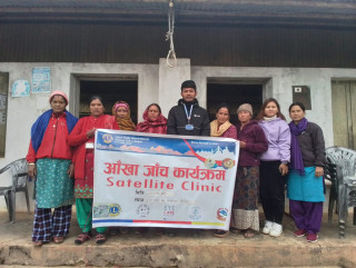 गण्डकी गाउँपालिकाको दर्वुङमा निःशुल्क आँखा जाँच शिविर, सय बढीले लिए सेवा