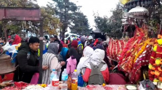 पाथीभरामा एकैदिन छ हजार बढी भक्तजन
