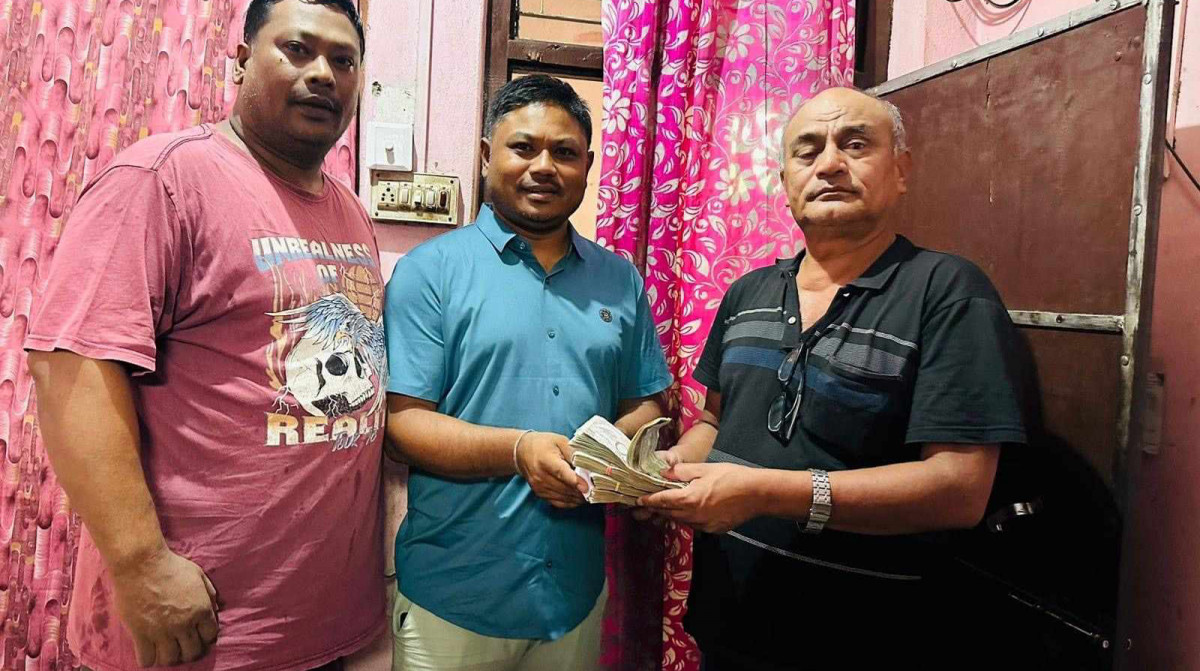 वडा सदस्य मनोज श्रेष्ठको पहलमा आँबुखैरेनीका ब्रेस्ट क्यान्सर बिरामीको उपचारको लागि करिब ५ लाख संकलन