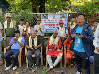 मुग्लिन पारी त्रिवेणी भगवती माईको मन्दिरदेखि मनकामना मन्दिरसम्म कलशयात्रा
