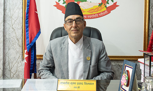 बाआमा हाम्रा लागि विश्वविद्यालय हो : मन्त्री कृष्ण सिलवाल