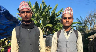 सहिद लखनको  नक्कली अपाङ्गताको पत्र लिएर माग्दै हिड्ने दुई जना पक्राउ