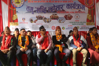 आँबुखैरेनीका गुरुङ समुदायहरु एकै ठाउँमा भेला भई भव्य रुपले तमु ल्होसार मनाए