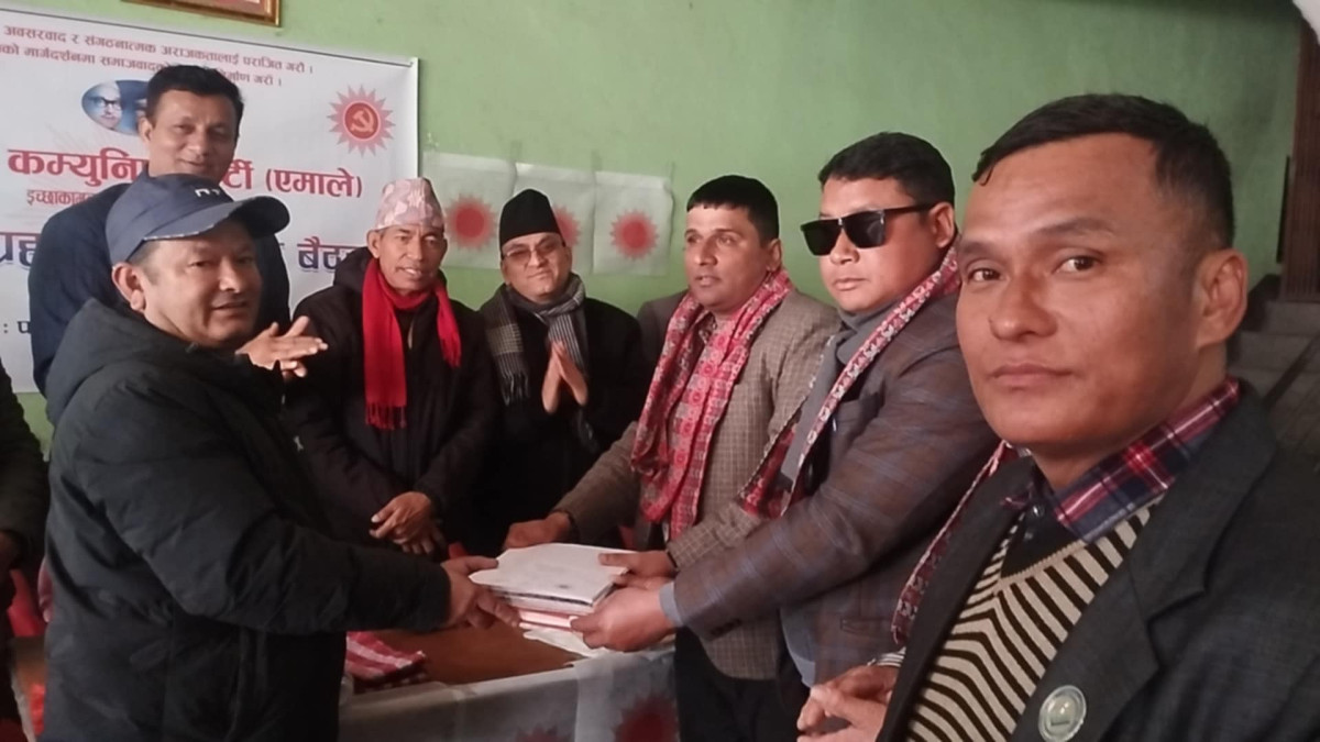 नवनिर्वाचित एमाले इच्छाकामना गाउँकमिटिको शपथ ग्रहण तथा पहिलो बैठक सम्पन्न