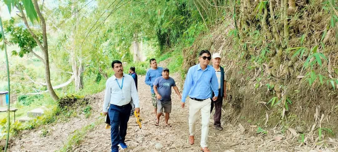 आँबुखैरेनी गाउँपालिका अध्यक्ष चुमानद्वारा गाडापानी क्षेत्रको स्थलगत अवलोकन