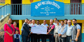म्याग्दे को एक विद्यालयलाई नेपाल इन्भेष्टमेन्ट मेगा बैंकको सहयोग