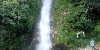 पर्यटकीय गन्तव्य बन्दै लमजुङको गाईखुरे झरना