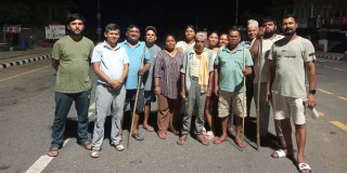 चोरी डकैतीको त्रास : रातभर स्थानीयको गस्ती