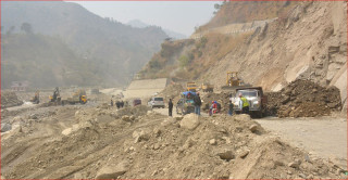 बिपी राजमार्गमा एकतर्फी यातायात सञ्चालन गर्ने तयारी