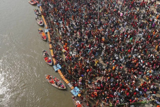 भारतमा छठ पर्वका अवसरमा नुहाउने क्रममा डुबेर १३३ जनाको मृत्यु