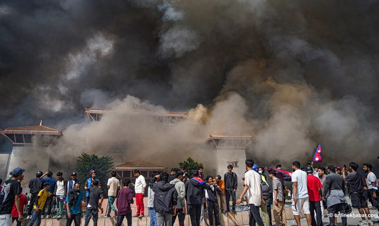 जेनजी आन्दोलनका क्रममा चितवनमा आगजनी गर्ने ४३ जना पक्राउ