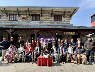 ल्होछारको पूर्वसन्ध्यामा तमु धिं गर्‍यो औषधोपचारका लागि १० बिरामीलाई २ लाख ५० हजार सहयोग