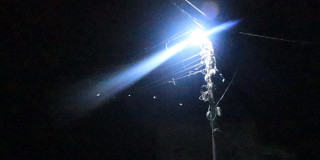 बालबालिकाले देउसीभैलो खेलेर जुटाएको रकमबाट ताराखेतमा सडकबत्ती