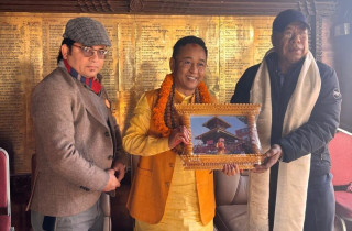 सिक्किमका मुख्यमन्त्री पिएस गोलेद्वारा मनकामनामा पूजाआजा