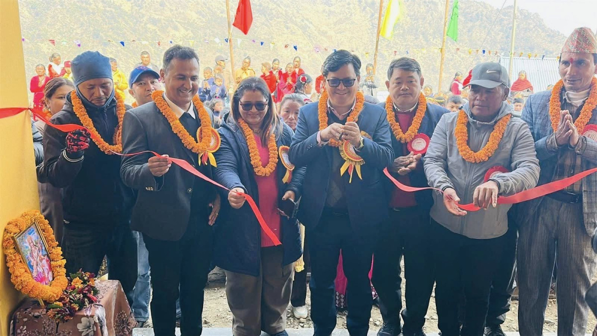 आधारभुत विद्यालय भाराङको नवनिर्मित भवन इच्छाकामना अध्यक्ष गुरुङद्वारा उद्घाटन