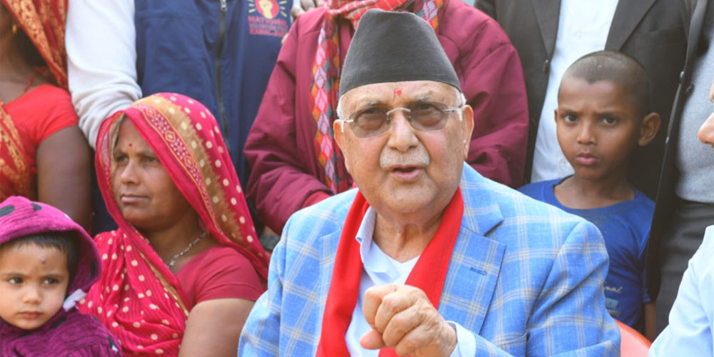 आज दमक र गौरीगञ्जका मतदातासँग फेस-टु-फेस’ संवाद गर्दै  एमाले अध्यक्ष केपी शर्मा ओली